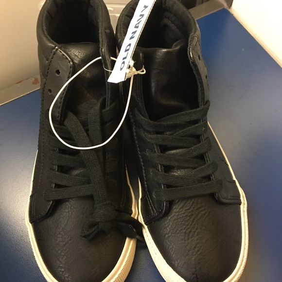 OLD NAVY faux leather high lace shoes size 2 - Picture 2 of 3